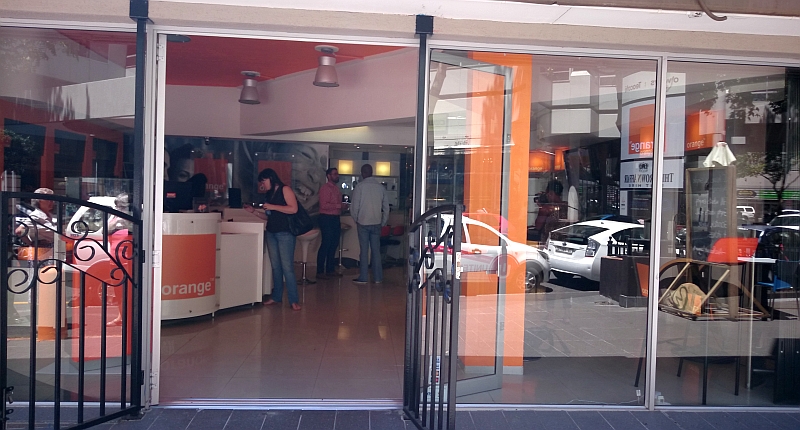 Orange opens its first South African retail store in Cape Town : a logical step for us